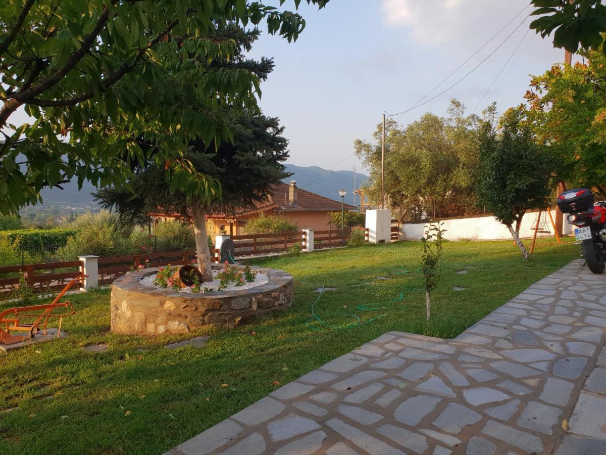 Mavridis House